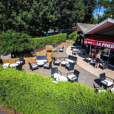 別荘 Sous Les Pins Arbousiers A44 *